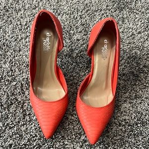 Coral pointy high heels